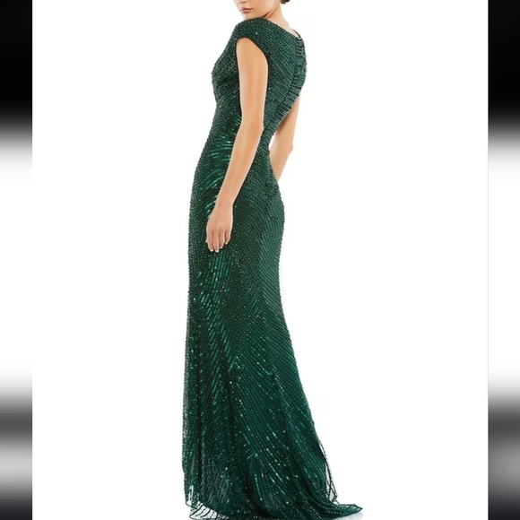 Mac Duggal - Cap Sleeve Sequined Evening Gown - Forest Green Size 8 #5441 NWT - Picture 3 of 17
